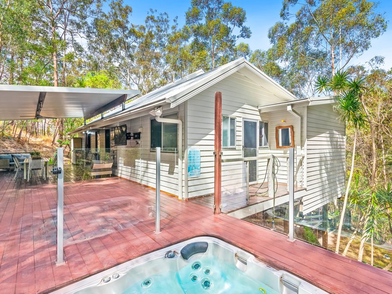 Photo - 27 Bronhill Street, Currumbin Waters QLD 4223 - Image 3