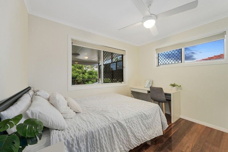 Photo - 27 Brooks Road, Bray Park QLD 4500 - Image 10