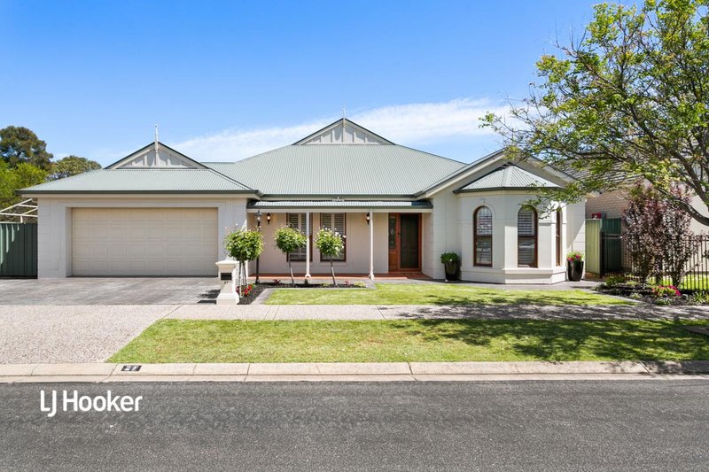 27 Brookside Drive, Mawson Lakes SA 5095