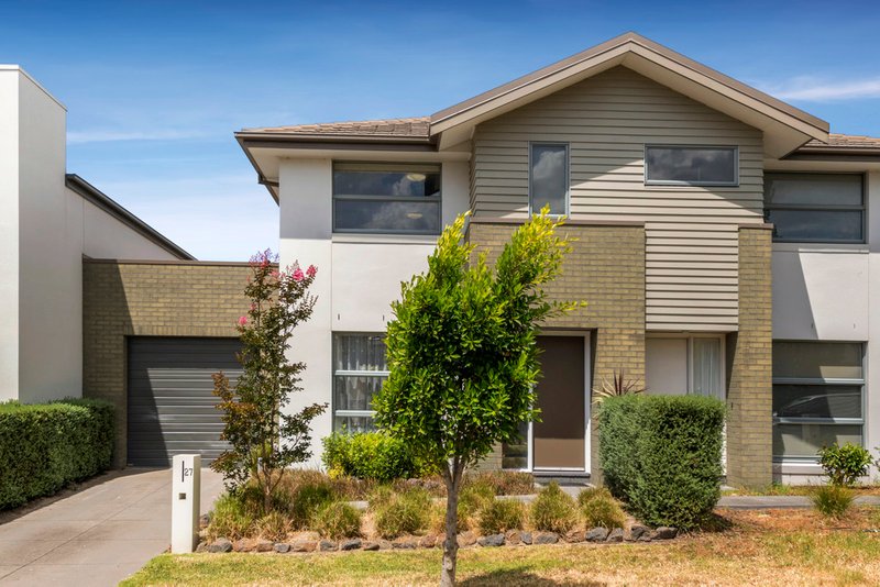 27 Brunton Crescent, Mulgrave VIC 3170