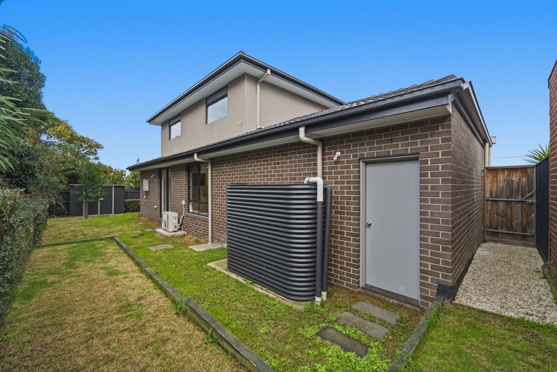 Photo - 2/7 Bunnett Road, Knoxfield VIC 3180 - Image 6