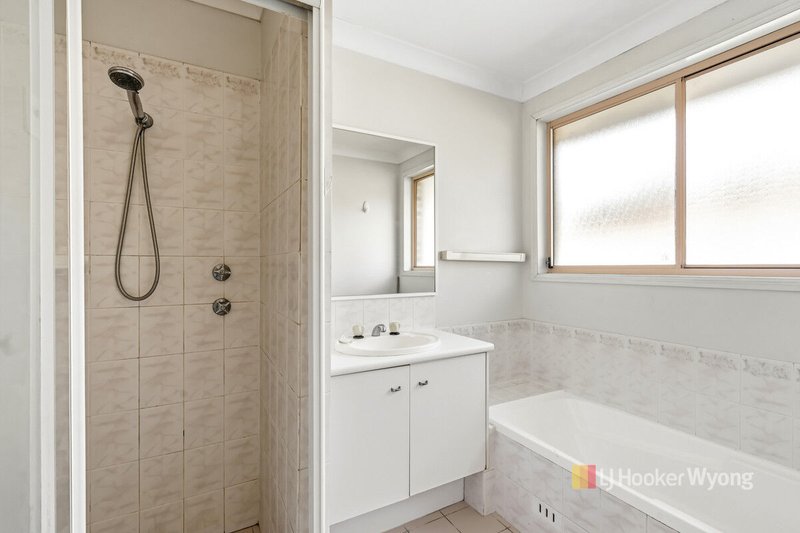 Photo - 27 Burbank Drive, Tuggerah NSW 2259 - Image 6