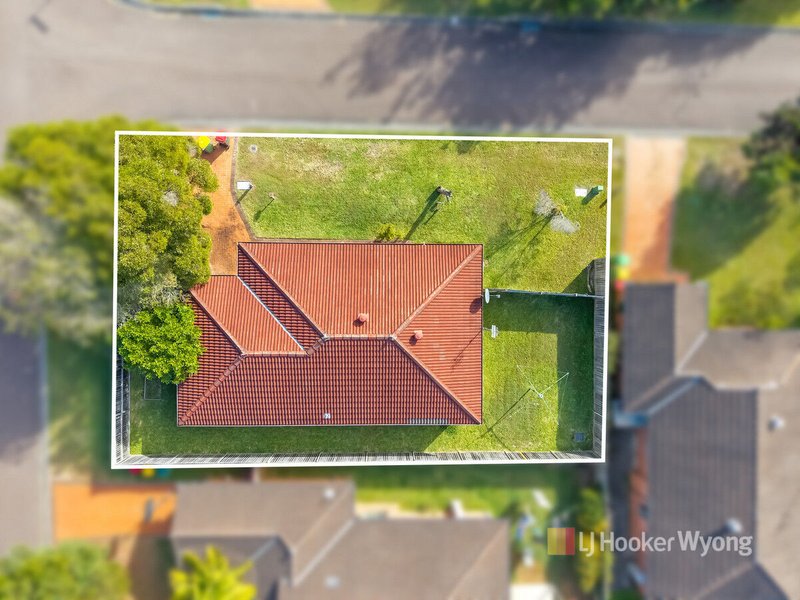 Photo - 27 Burbank Drive, Tuggerah NSW 2259 - Image 10