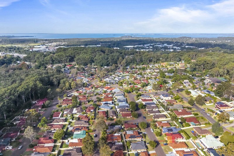 Photo - 27 Burbank Drive, Tuggerah NSW 2259 - Image 12