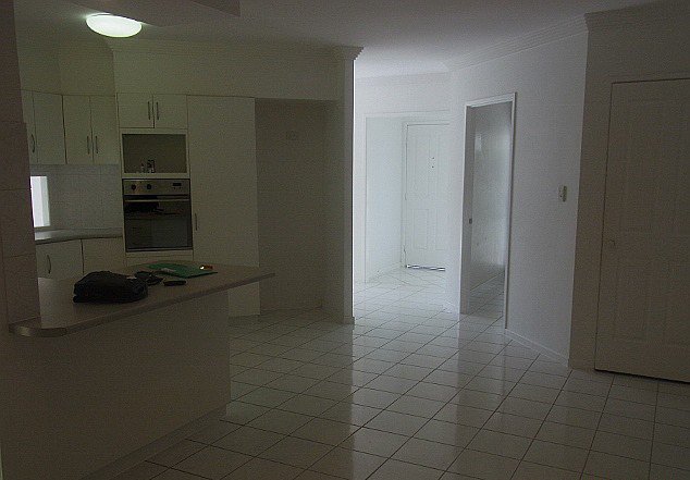 Photo - 27 Cabarita Street, Kewarra Beach QLD 4879 - Image 3
