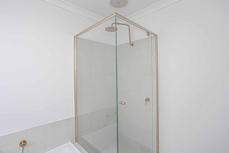 Photo - 27 Cambered Avenue, Yanchep WA 6035 - Image 19