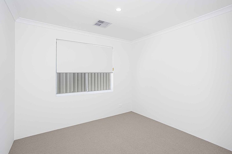 Photo - 27 Cambered Avenue, Yanchep WA 6035 - Image 20