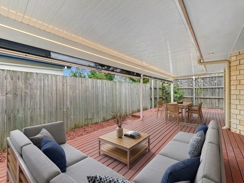 Photo - 27 Canopus Street, Bridgeman Downs QLD 4035 - Image 12