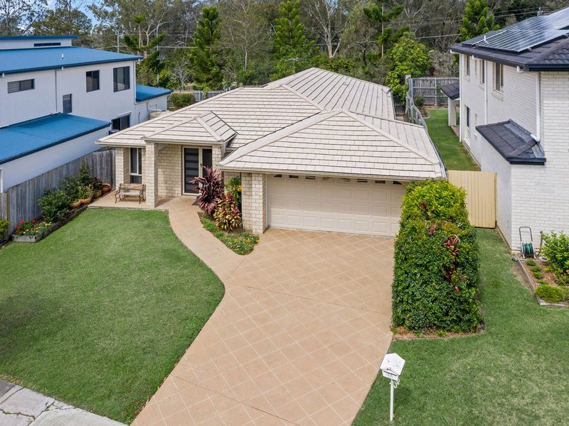 Photo - 27 Canopus Street, Bridgeman Downs QLD 4035 - Image 13