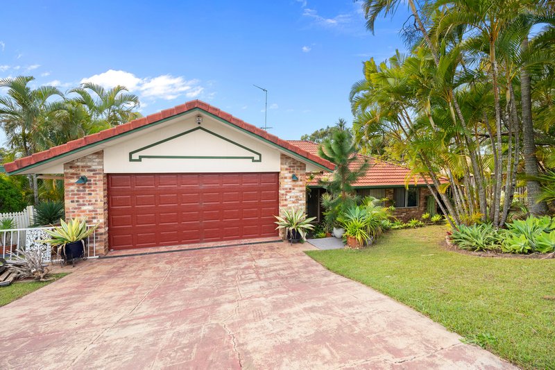 Photo - 27 Capricorn Drive, Pacific Pines QLD 4211 - Image 2