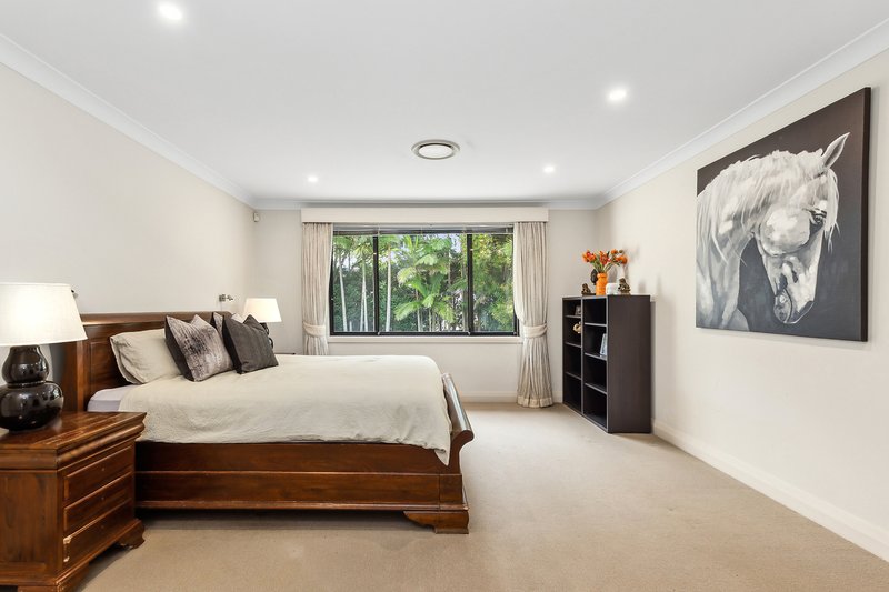 Photo - 27 Carissa Avenue, St Ives NSW 2075 - Image 9