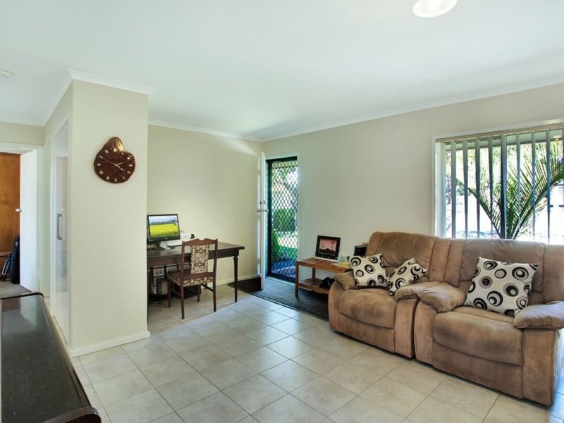 Photo - 2/7 Caroona Avenue, Modbury Heights SA 5092 - Image 2