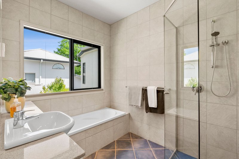 Photo - 27 Carrington Street, Deakin ACT 2600 - Image 18