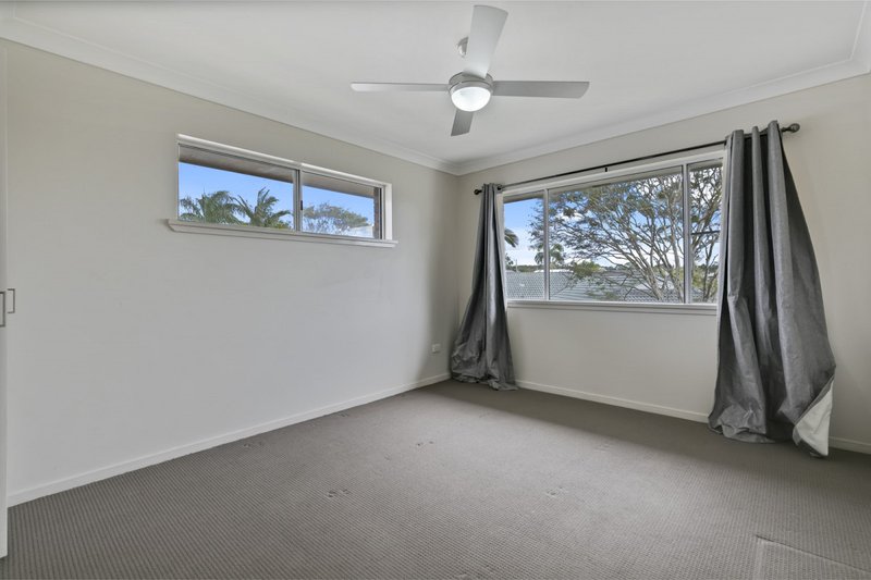 Photo - 2/7 Carrothool Place, Mooloolaba QLD 4557 - Image 6