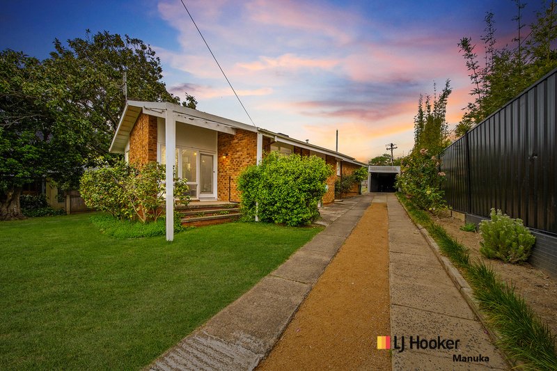 Photo - 27 Carstensz Street, Griffith ACT 2603 - Image 1