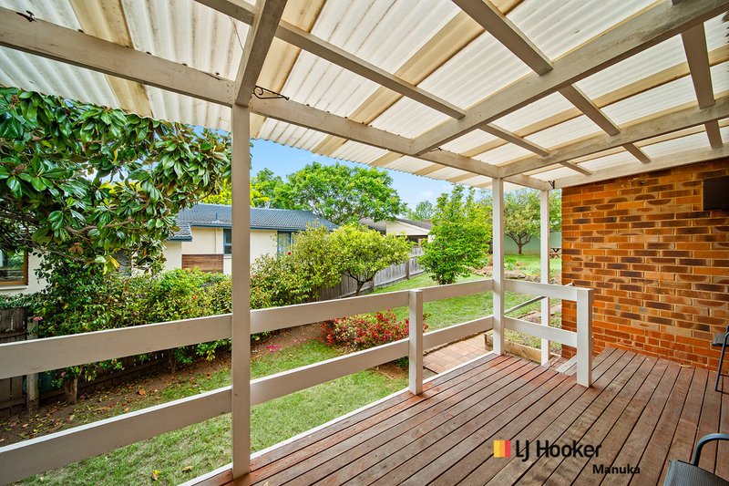 Photo - 27 Carstensz Street, Griffith ACT 2603 - Image 6