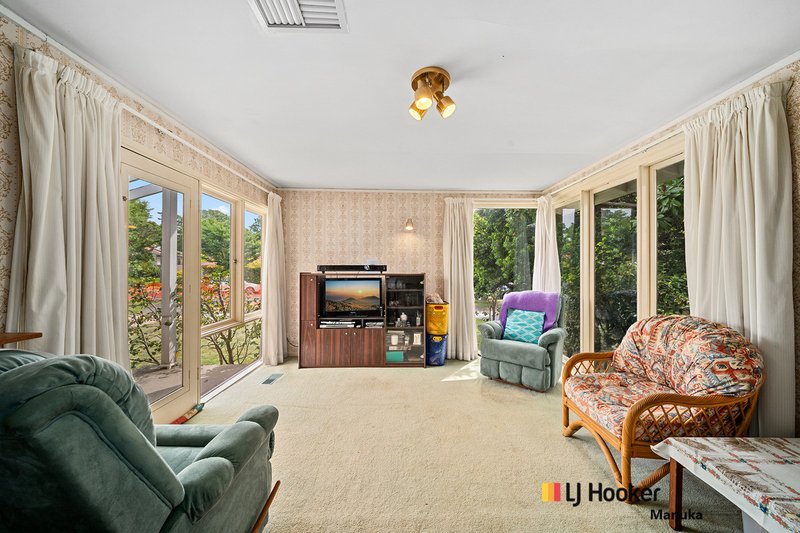 Photo - 27 Carstensz Street, Griffith ACT 2603 - Image 8