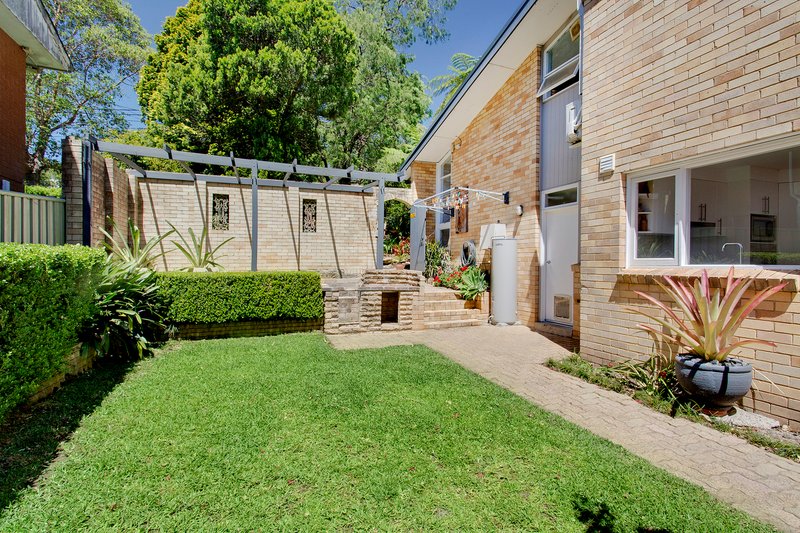 Photo - 27 Cashel Crescent, Killarney Heights NSW 2087 - Image 5