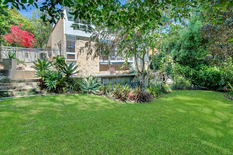 Photo - 27 Cashel Crescent, Killarney Heights NSW 2087 - Image 13