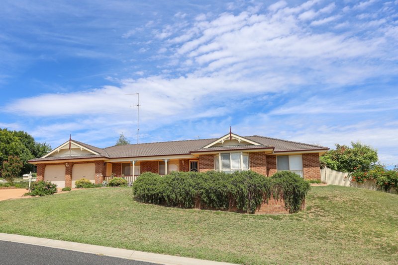 27 Cedar Drive, Llanarth NSW 2795