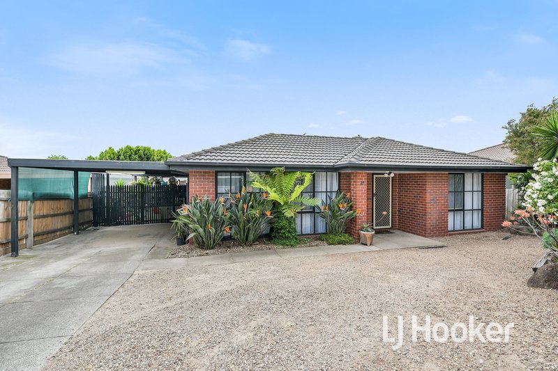 27 Central Road, Hampton Park VIC 3976