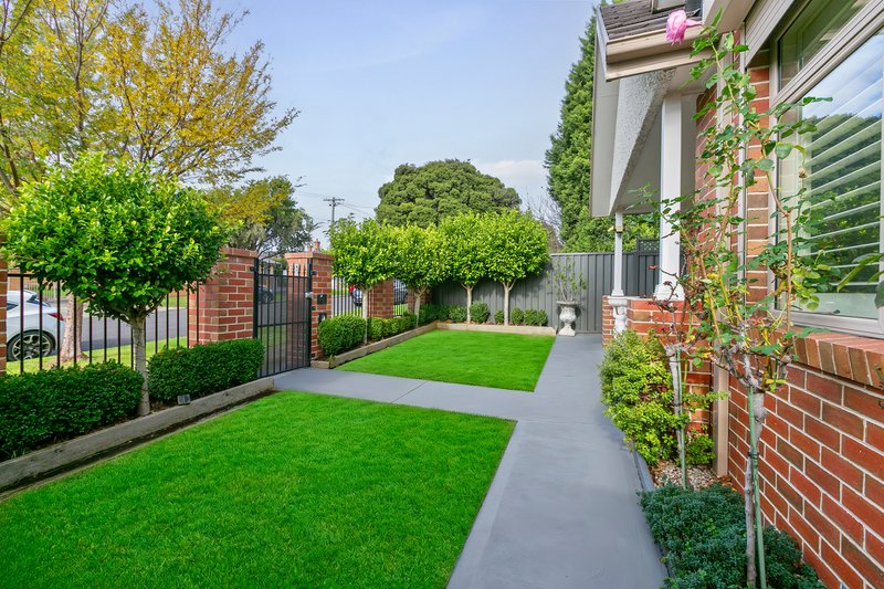 Photo - 27 Charles Street, Preston VIC 3072 - Image 2