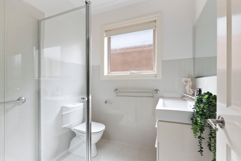 Photo - 27 Charles Street, Preston VIC 3072 - Image 8