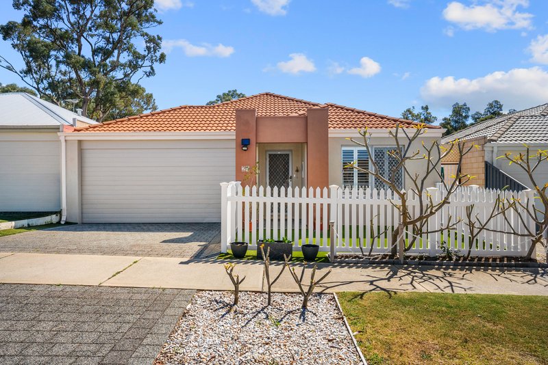 Photo - 27 Chestnut Way, Baldivis WA 6171 - Image 1