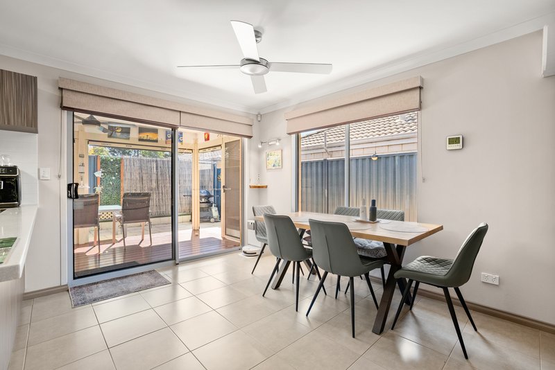 Photo - 27 Chestnut Way, Baldivis WA 6171 - Image 4
