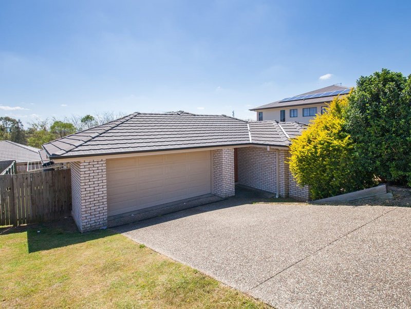 Photo - 27 Chetwynd Street, Redbank Plains QLD 4301 - Image 1