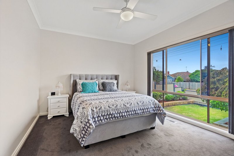 Photo - 27 Clarinda Street, Bacchus Marsh VIC 3340 - Image 8