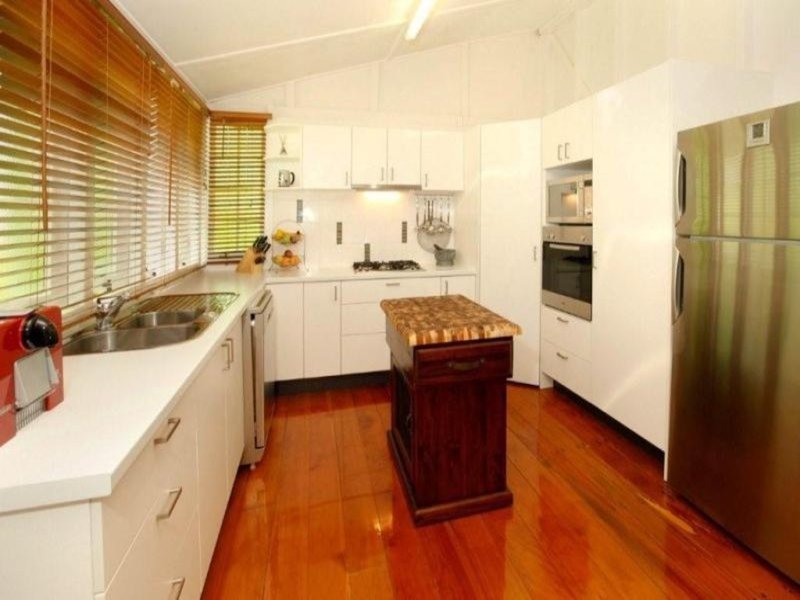 Photo - 27 Clayton St , Hermit Park QLD 4812 - Image 4