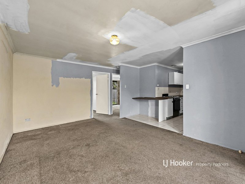 Photo - 2/7 Cleopatra Street, Kingston QLD 4114 - Image 3