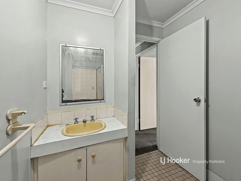 Photo - 2/7 Cleopatra Street, Kingston QLD 4114 - Image 9