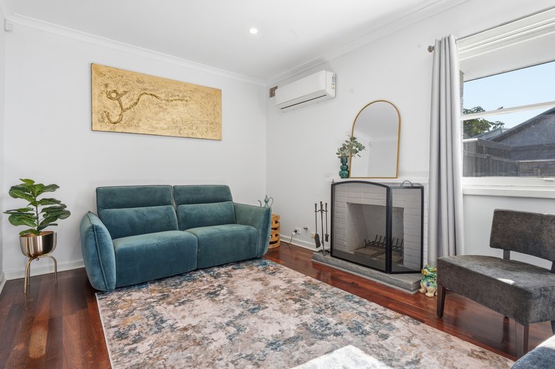 Photo - 27 Clianthus Way, Koongamia WA 6056 - Image 4