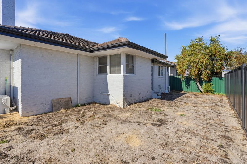 Photo - 27 Clianthus Way, Koongamia WA 6056 - Image 14