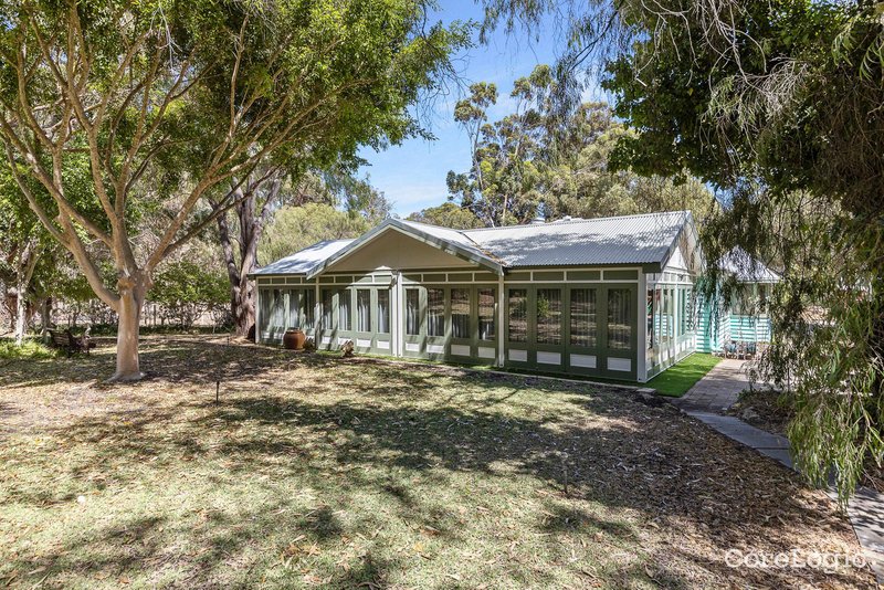 Photo - 27 Clifton Downs Road, Herron WA 6211 - Image 3