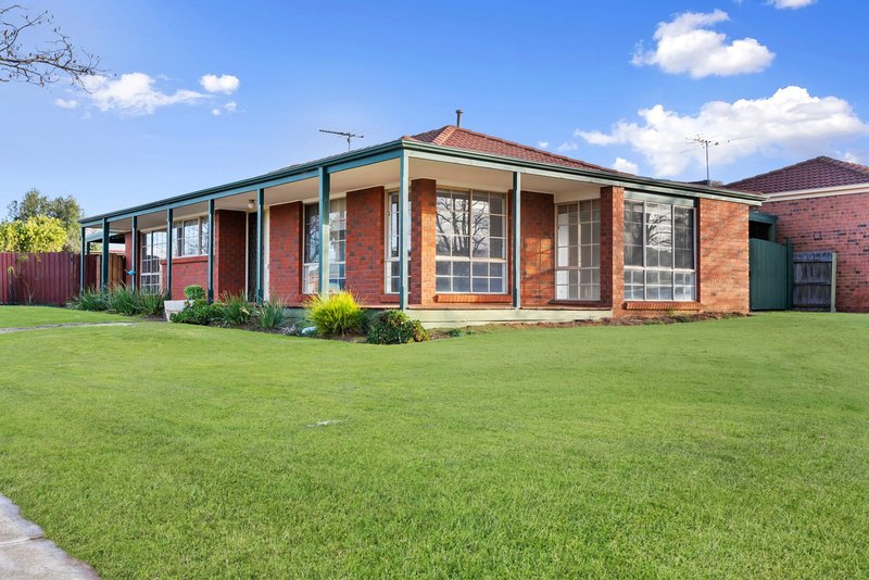 Photo - 27 Clifton Drive, Bacchus Marsh VIC 3340 - Image 16