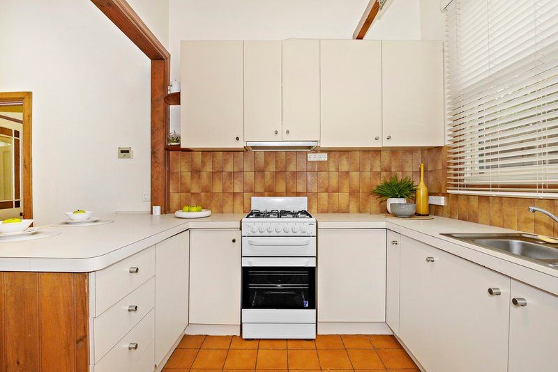 Photo - 27 Clyde Street, Oakleigh VIC 3166 - Image 5