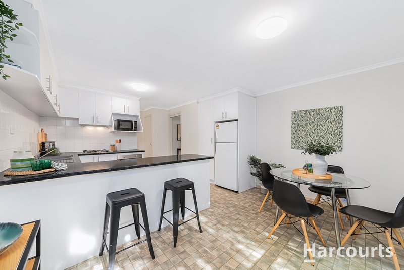 Photo - 2/7 Cobham Road, Mitcham VIC 3132 - Image 4