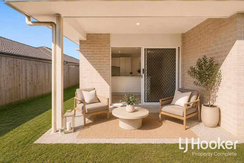 Photo - 27 Combs Street, Yarrabilba QLD 4207 - Image 6