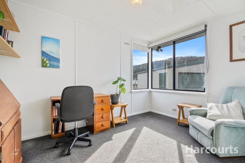 Photo - 27 Coobar Road, Risdon Vale TAS 7016 - Image 9
