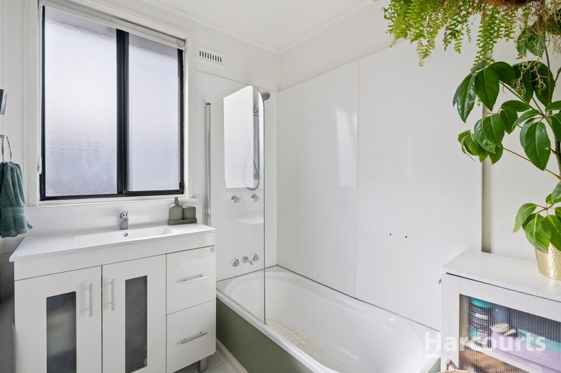 Photo - 27 Coobar Road, Risdon Vale TAS 7016 - Image 12