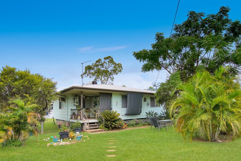 27 Cook Crescent, Dysart QLD 4745