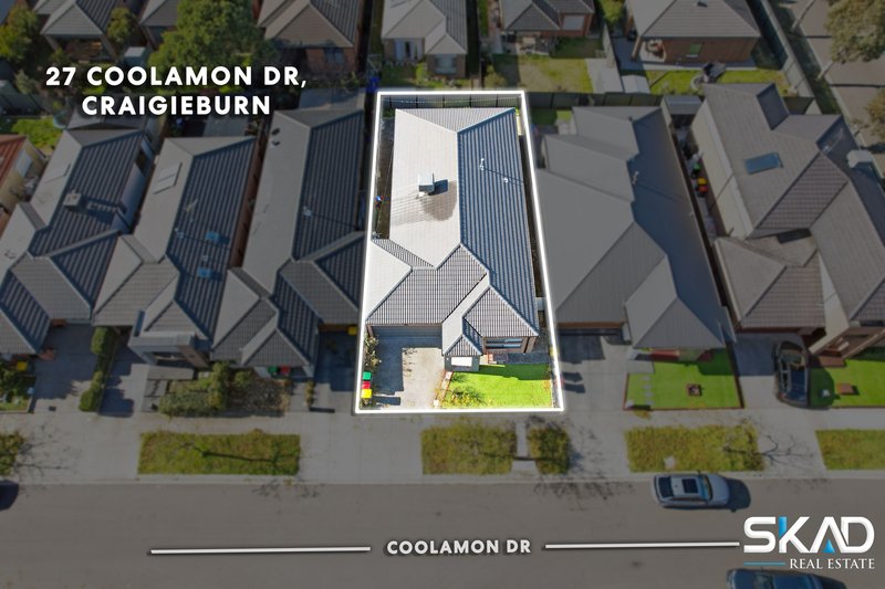 Photo - 27 Coolamon Drive, Craigieburn VIC 3064 - Image 14