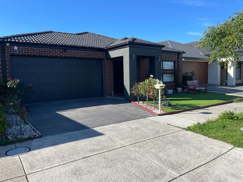 27 Coolamon Drive, Craigieburn VIC 3064