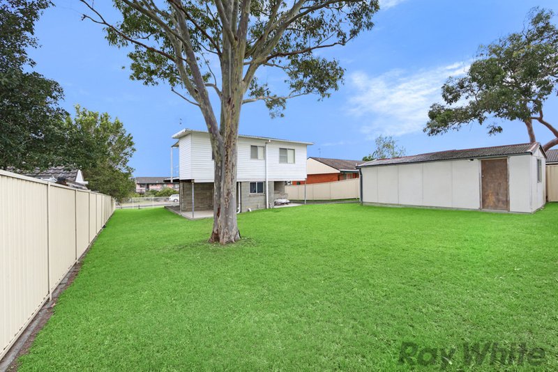 Photo - 27 Coorabin Street, Gorokan NSW 2263 - Image 3