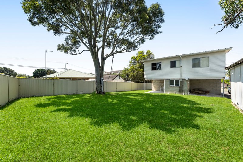 Photo - 27 Coorabin Street, Gorokan NSW 2263 - Image 11