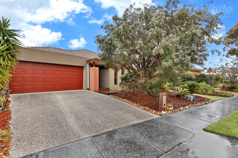 27 Coorong Circle, Waterways VIC 3195