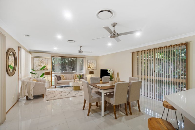 Photo - 27 Copeton Crescent, Parkinson QLD 4115 - Image 8